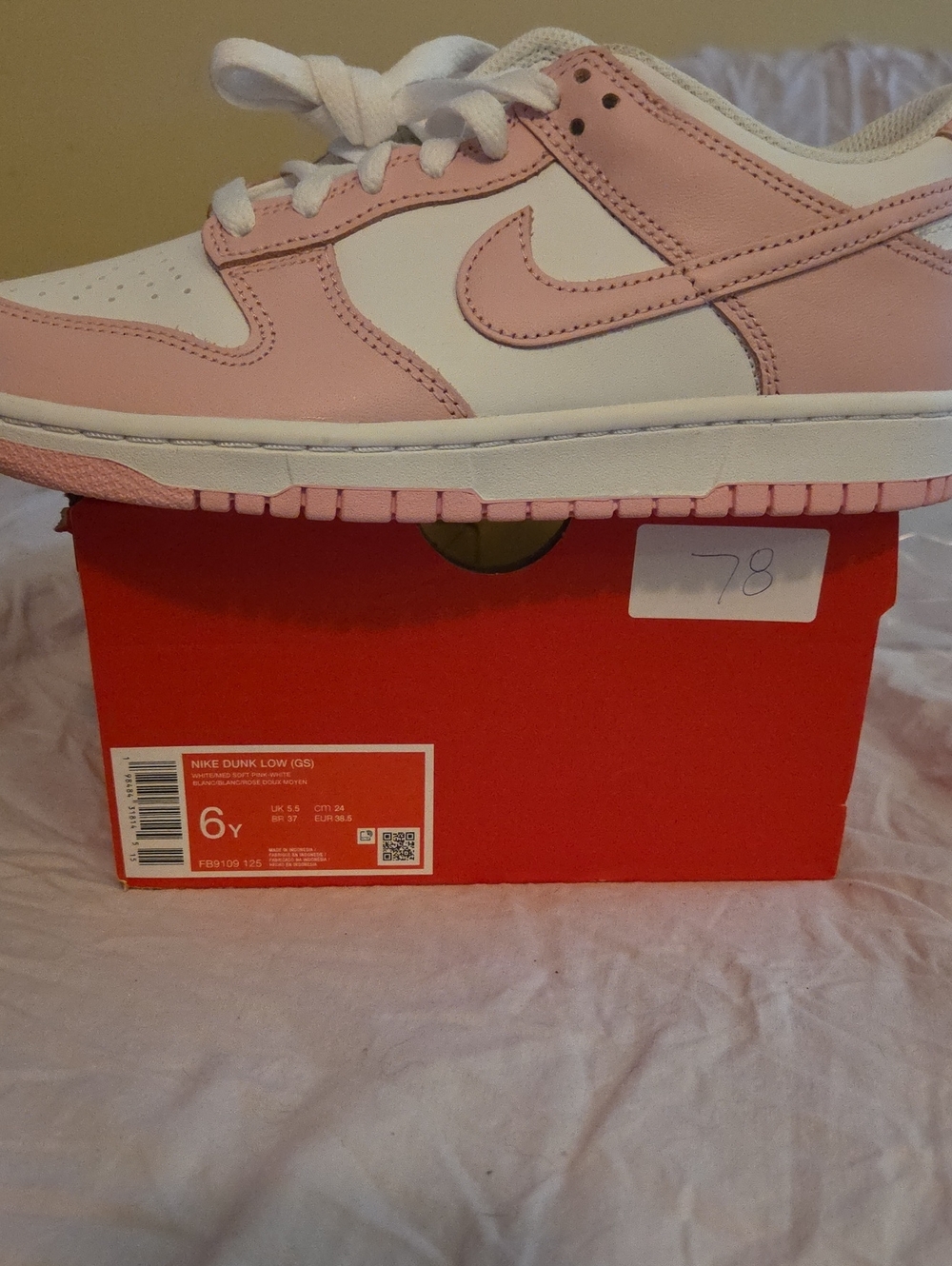 Nike Dunk Low Sneakers in Pink and White